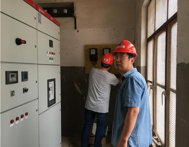 安装公司防腐基地紧急行动抢险救火