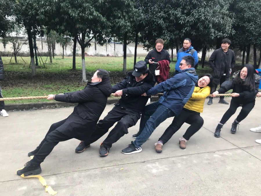 庆春节欢乐闹元宵  市政工程公司拔河比赛凝心聚力