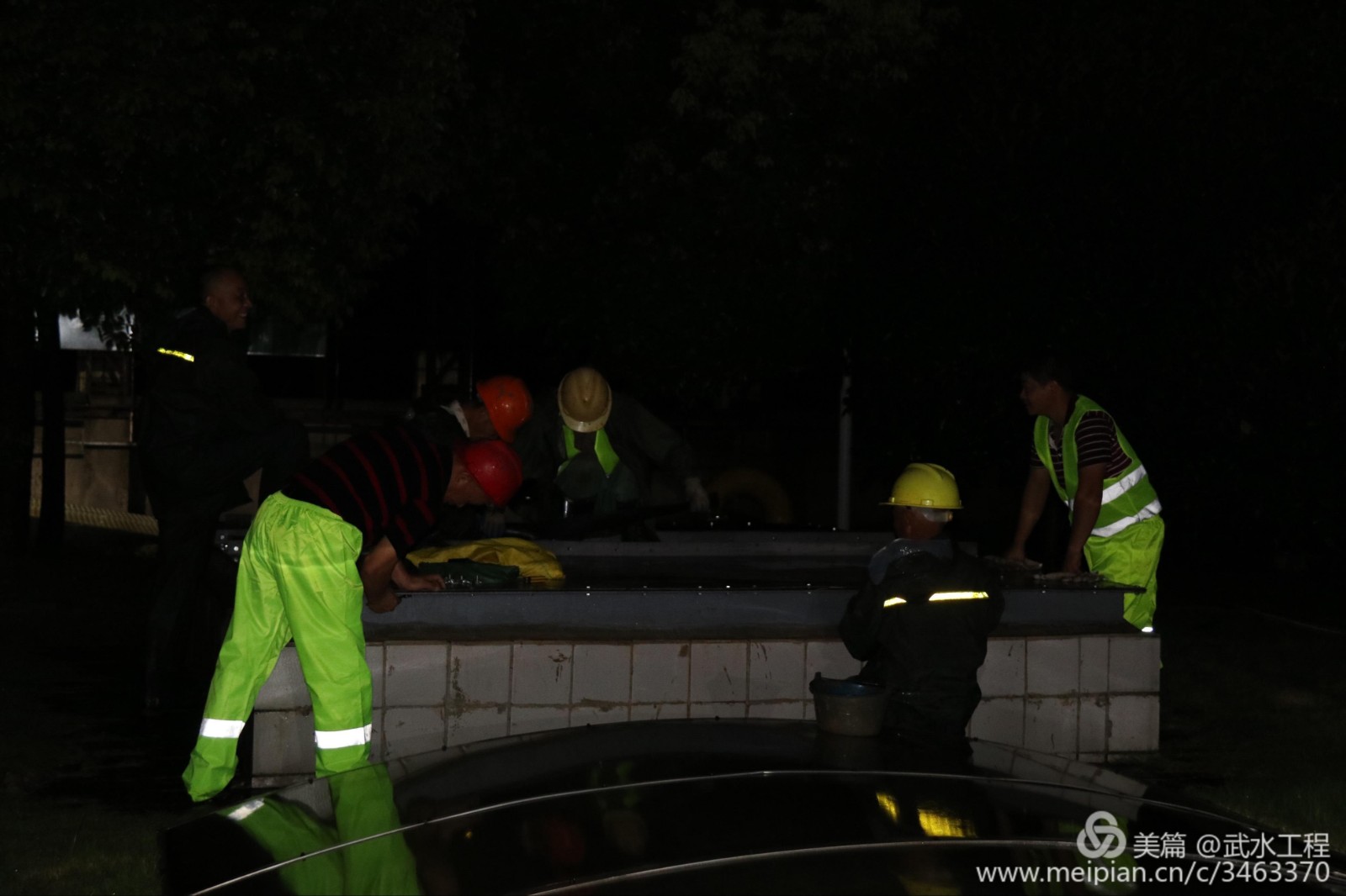 工程公司全力投入黄浦路污水处理厂防汛应急抢险任务