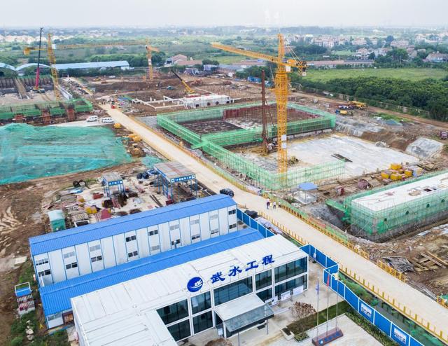 致敬高温下的建设者——蔡甸新建水厂工程掠影