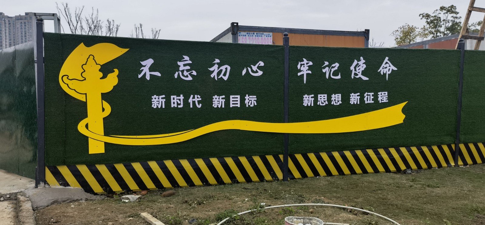 汤逊湖污水处理厂三期-尾水临时排放管道工程全速推进中